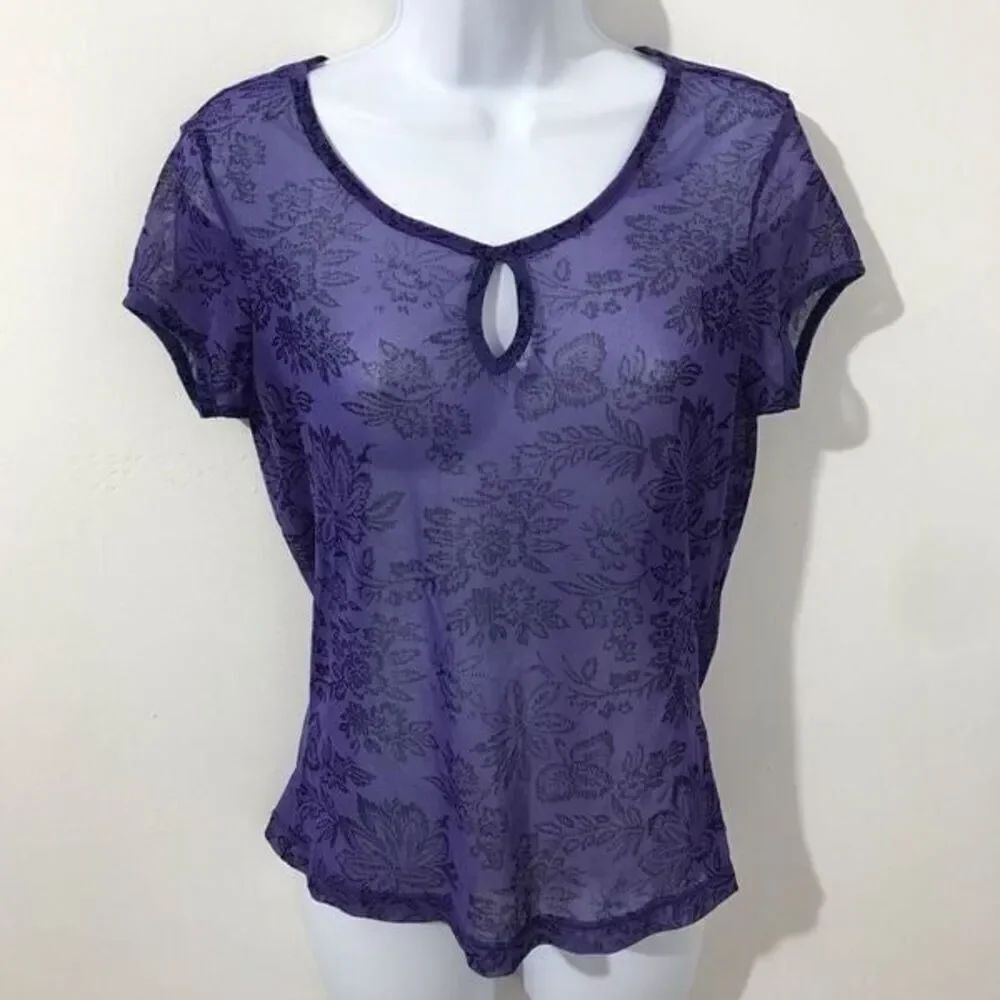 NWT New York and Company short sleeve blouse transparent size L.       A267